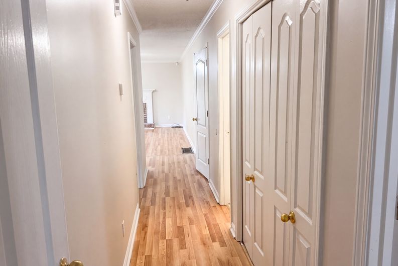 Photo 10 of 33 of 1253 4th Way, Pleasant Grove, AL