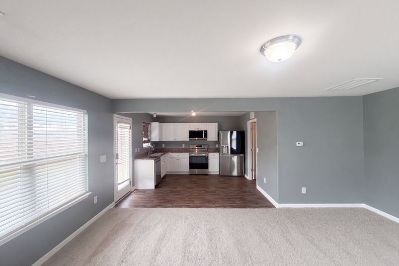 Photo 3 of 22 of 741 Cairn Cir, Burlington, NC