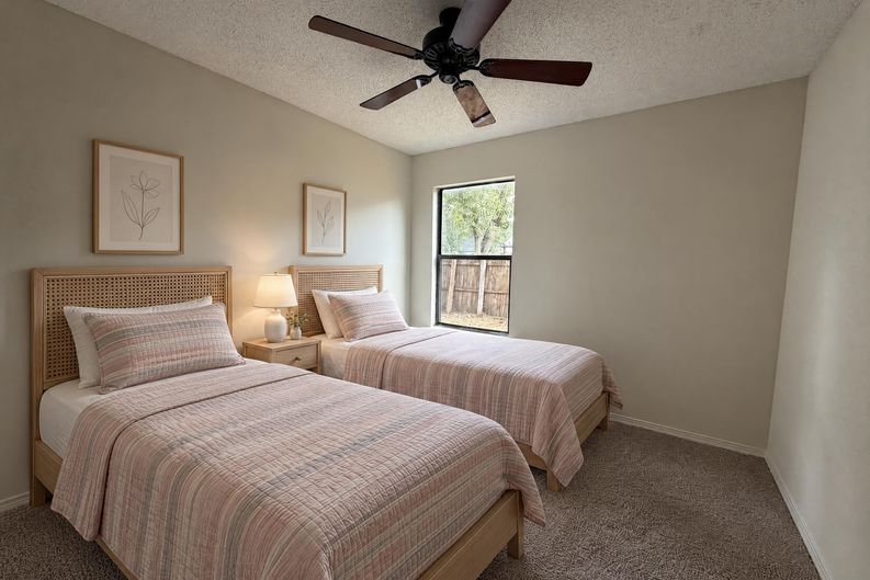 Photo 12 of 23 of 8048 Kilwinning Ln, Jacksonville, FL