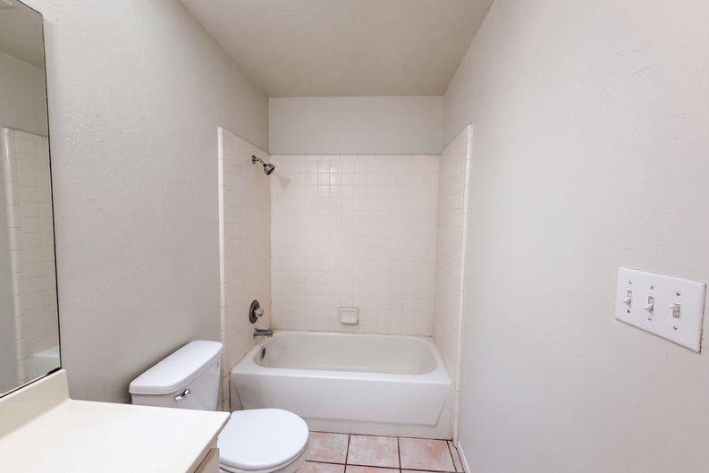 Photo 17 of 39 of 6339 W Monterosa St, Phoenix, AZ