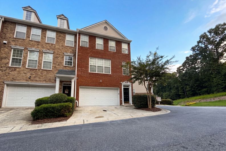 Photo 25 of 29 of 4660 Creekside Villas Way SE, Smyrna, GA