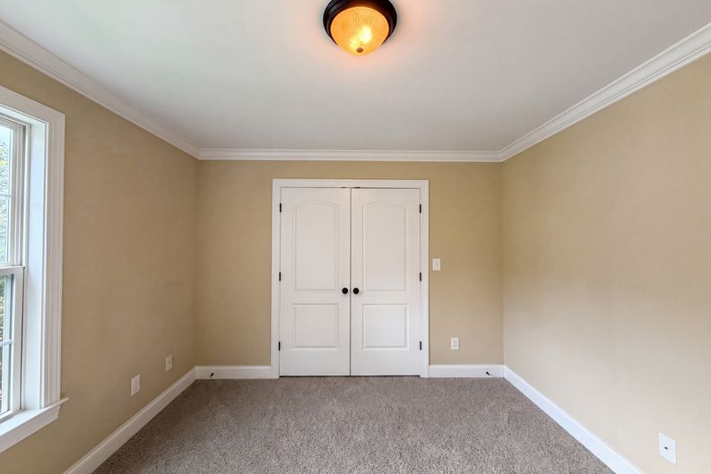 Photo 10 of 25 of 5474 Alamo Dr, Winston Salem, NC