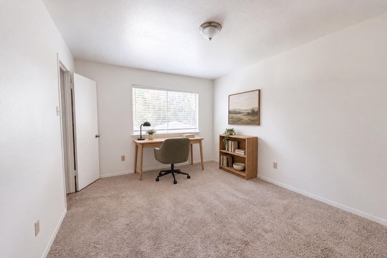 Photo 9 of 21 of 6910 Vialinda Dr, Houston, TX