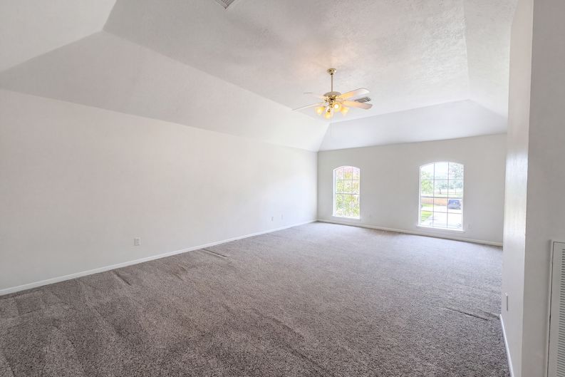 Photo 13 of 30 of 2854 Everett Dr, Friendswood, TX