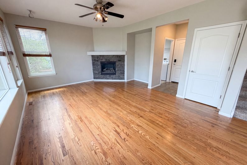 Photo 4 of 34 of 10494 Ouray St, Commerce City, CO