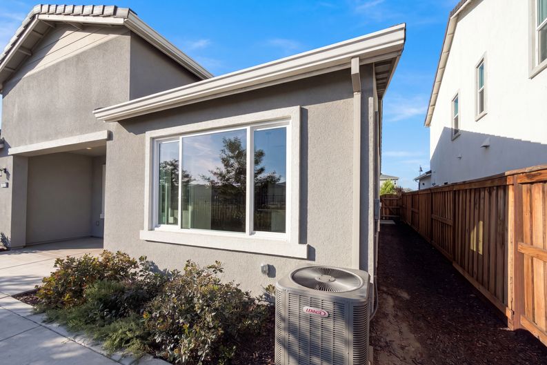 Photo 42 of 50 of 2743 Irish Meadow Way, Lathrop, CA