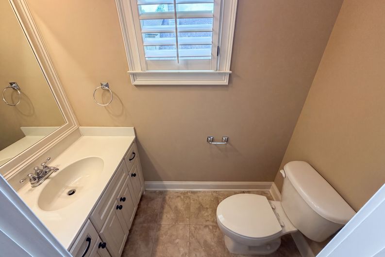 Photo 47 of 71 of 3250 Camellia Ln, Suwanee, GA
