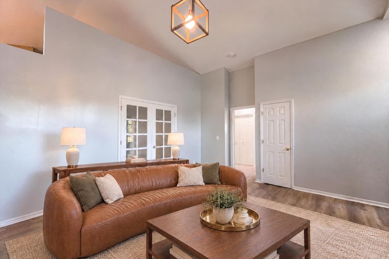 Photo 18 of 41 of 9703 Glenpointe Dr, Riverview, FL