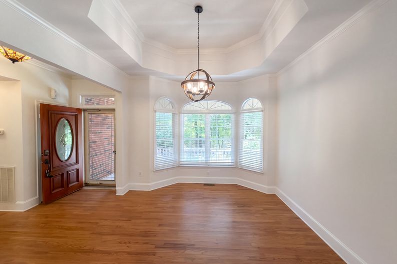 Photo 8 of 24 of 5406 Club View Dr, Concord, NC