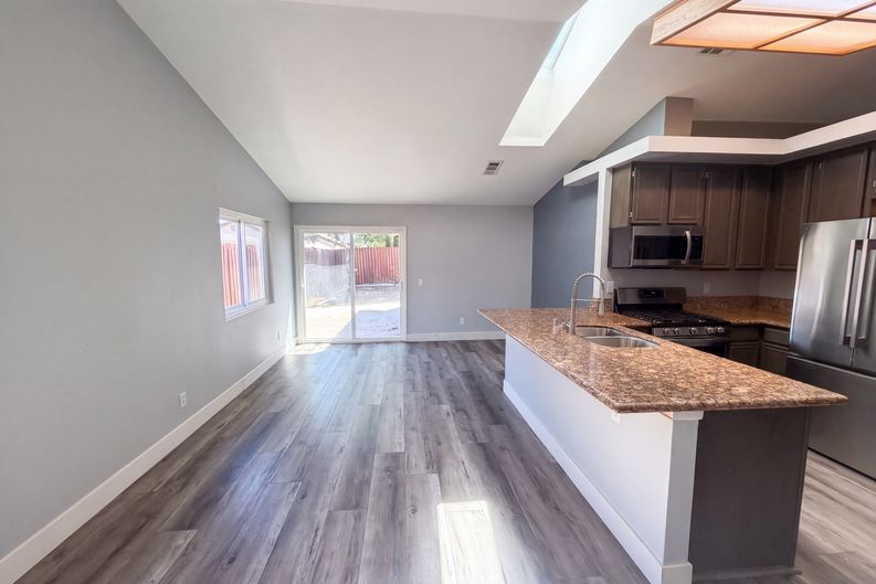 Photo 10 of 27 of 29655 Eagle Crest Ave, Murrieta, CA