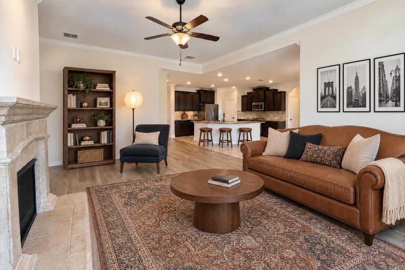 Photo 7 of 28 of 6715 Winding Valley Trl, Rowlett, TX