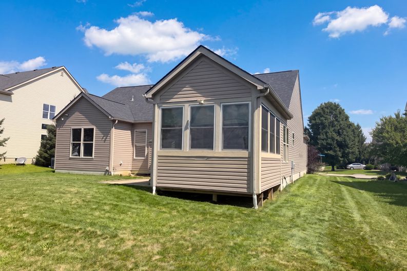 Photo 36 of 38 of 8171 Shady Maple Dr, Canal Winchester, OH