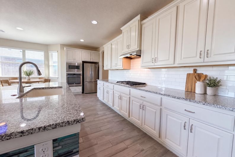 Photo 6 of 20 of 717 Silver Fox, Cibolo, TX