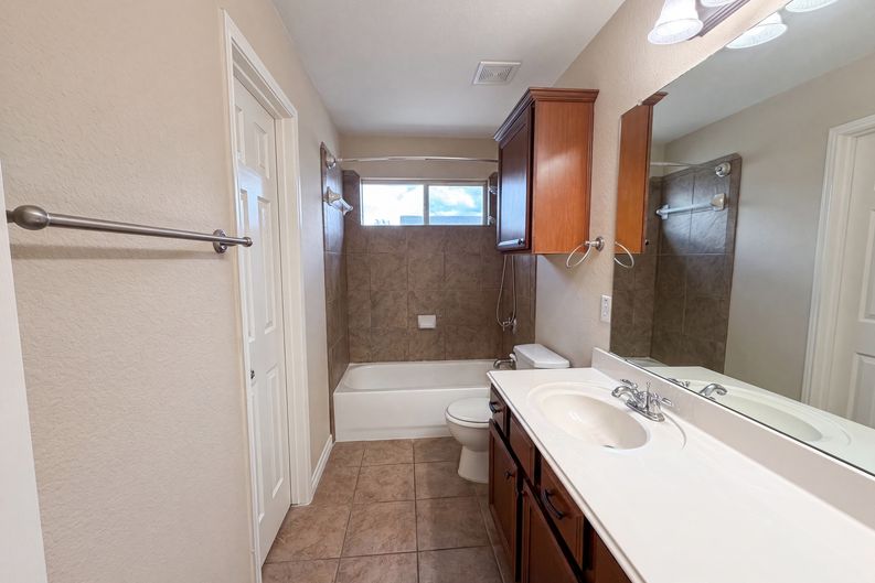 Photo 19 of 25 of 8613 Sunwood Ct, Fort Worth, TX