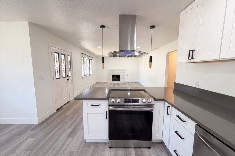 Photo 12 of 26 of 8266 Streng Ave, Citrus Heights, CA
