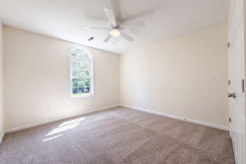 Photo 9 of 17 of 101 Langston Ridge Dr, Angier, NC