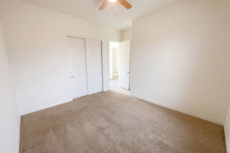 Photo 18 of 58 of 2312 E Susan Dr, Gilbert, AZ
