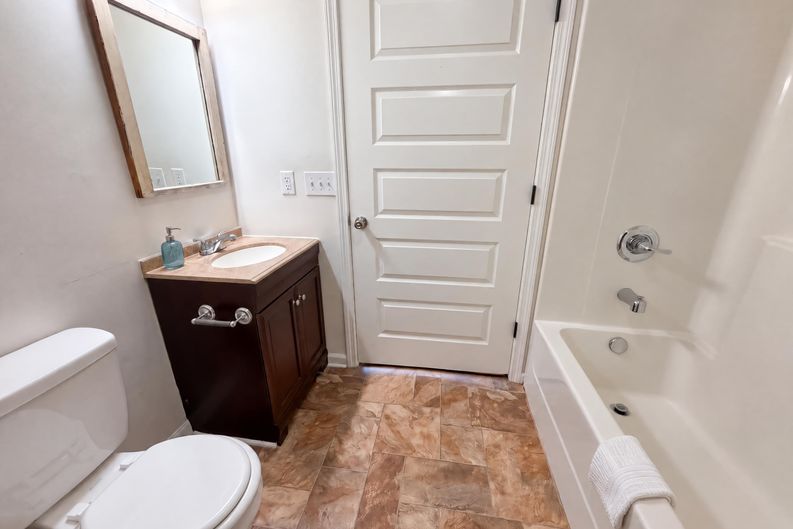 Photo 23 of 33 of 4982 Follansbee Rd, Winston Salem, NC