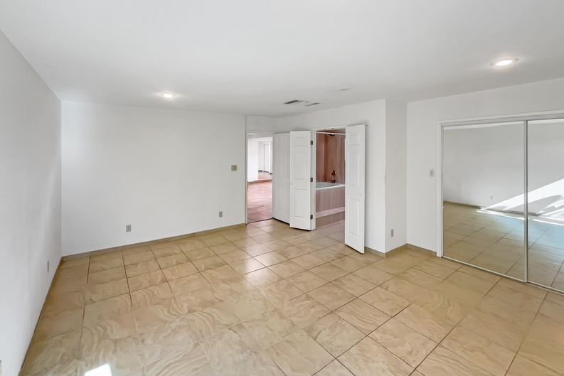 Photo 4 of 20 of 2016 S San Vincent Dr, Green Valley, AZ