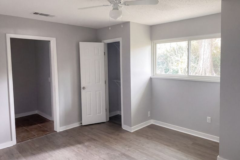 Photo 13 of 23 of 1433 Sunset Dr, Slidell, LA