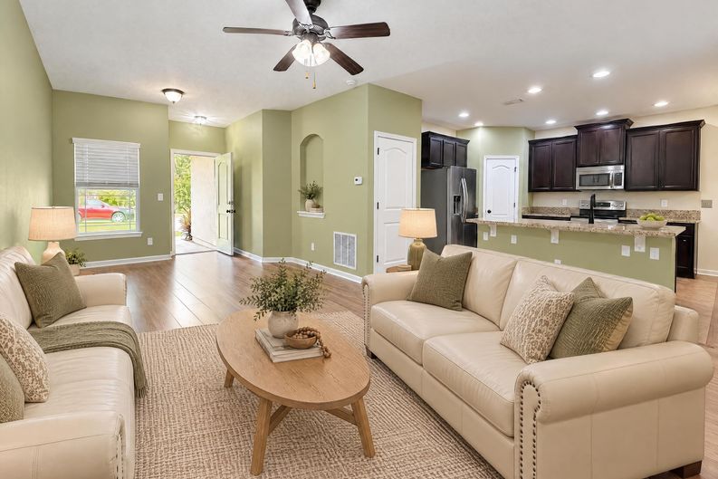 Photo 8 of 25 of 96533 Commodore Point Dr, Yulee, FL