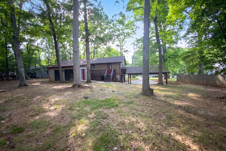 Photo 5 of 40 of 79 Jefferson Dr, Palmyra, VA