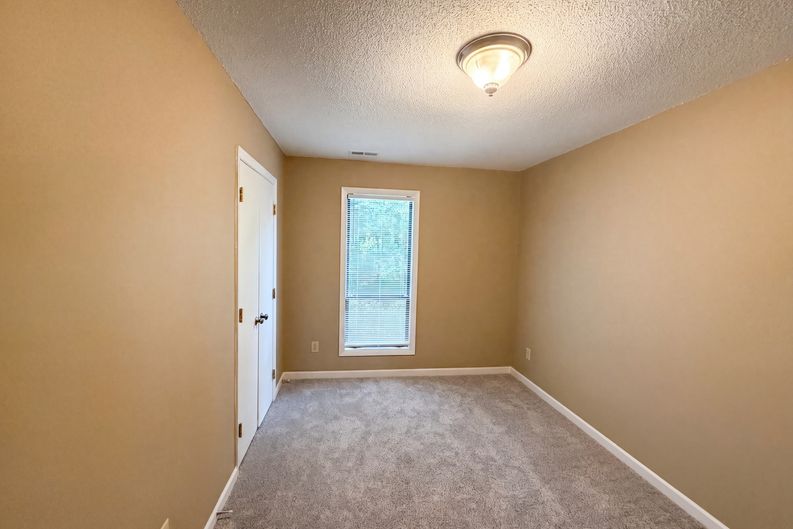 Photo 9 of 18 of 104 Arbuckle Ln, Cary, NC