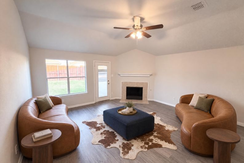 Photo 3 of 52 of 2821 Enchanted Eve Dr, Little Elm, TX