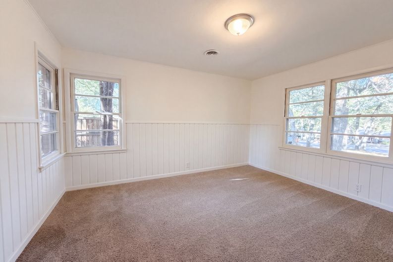 Photo 6 of 21 of 1725 Danciger Dr, Fort Worth, TX