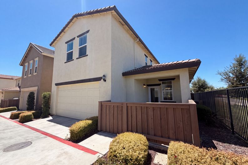 Photo 28 of 30 of 10801 Portico Cir, Rancho Cordova, CA