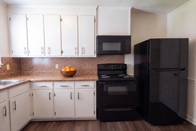Photo 8 of 23 of 5100 Robinwood Dr, Charlotte, NC