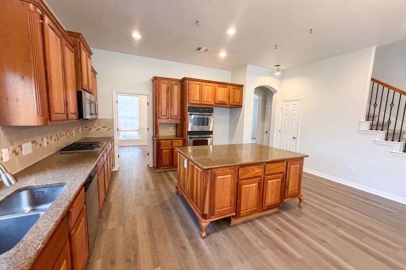 Photo 11 of 26 of 1724 Westend Pl, Round Rock, TX