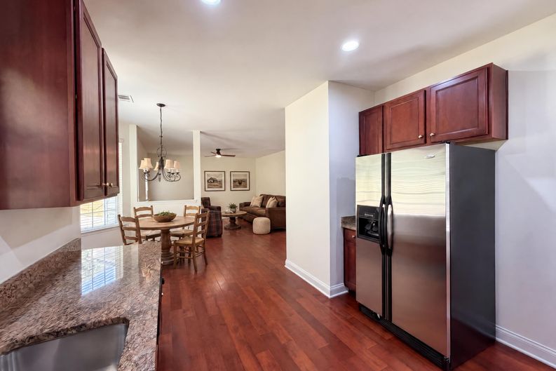 Photo 6 of 18 of 10050 Montrose Dr NW, Charlotte, NC