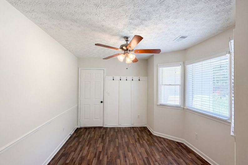 Photo 9 of 22 of 213 Carl Parker Rd, Hampton, GA