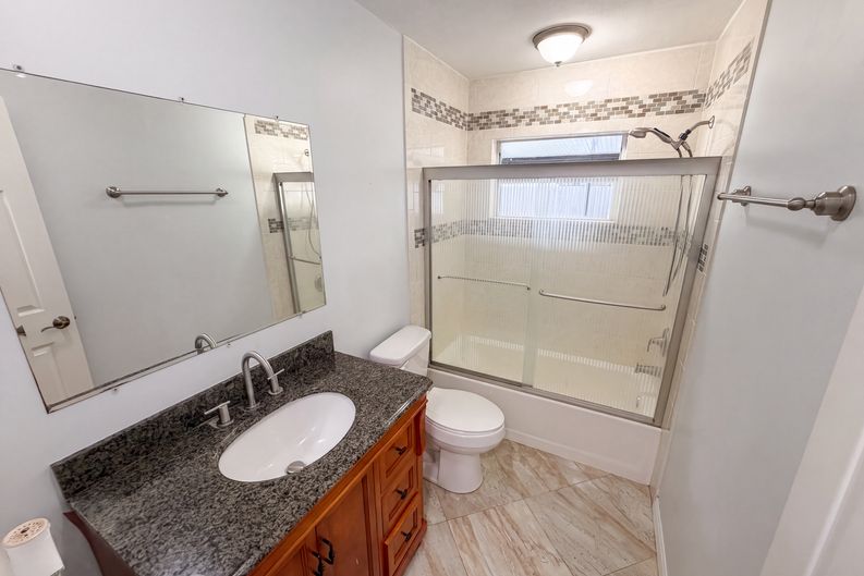 Photo 18 of 27 of 8283 86th Ave, Seminole, FL