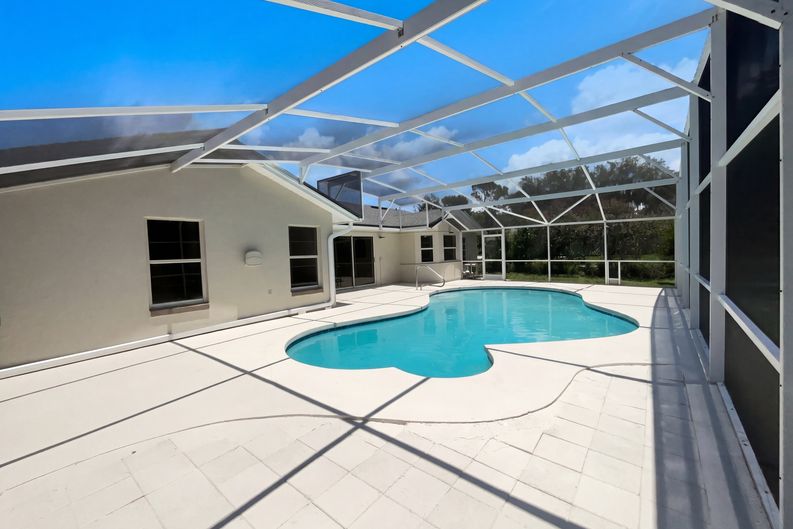 Photo 31 of 33 of 1750 Evergreen Ct, Kissimmee, FL