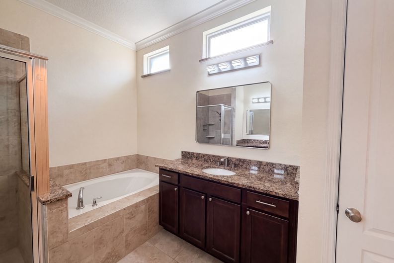 Photo 18 of 29 of 918 Blackthorn Dr, Apopka, FL