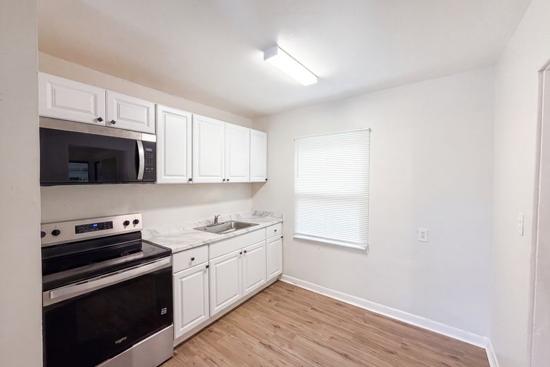 Photo 16 of 20 of 706 Flanders Ave, Daytona Beach, FL