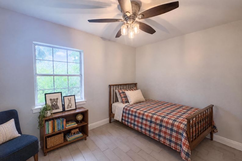 Photo 9 of 21 of 1610 Stevensons Dr, Clearwater, FL