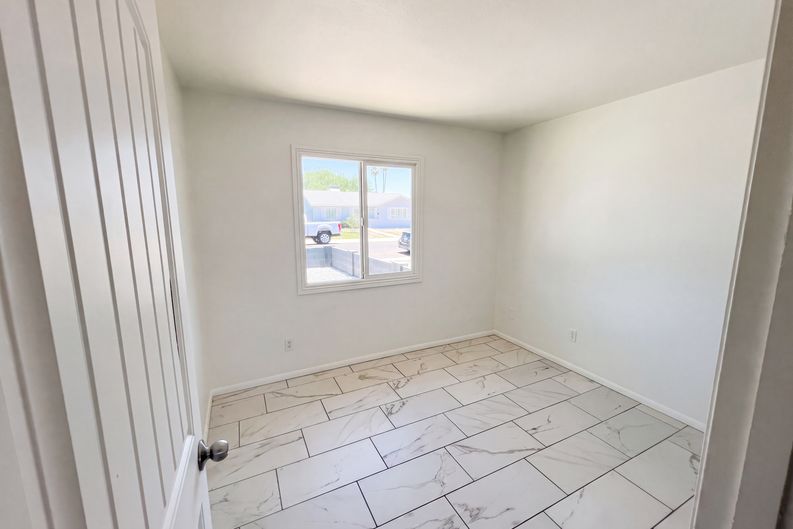 Photo 9 of 20 of 14838 N 33rd Dr, Phoenix, AZ