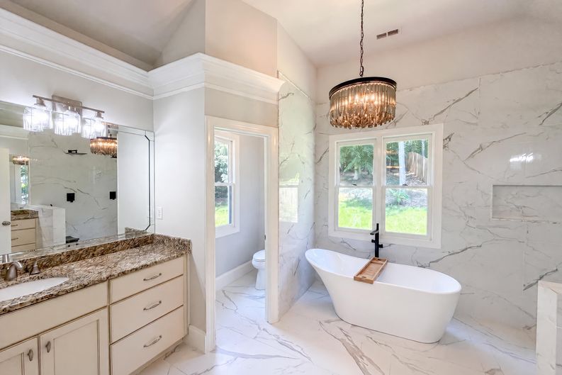 Photo 13 of 21 of 5309 Lancelot Dr, Charlotte, NC