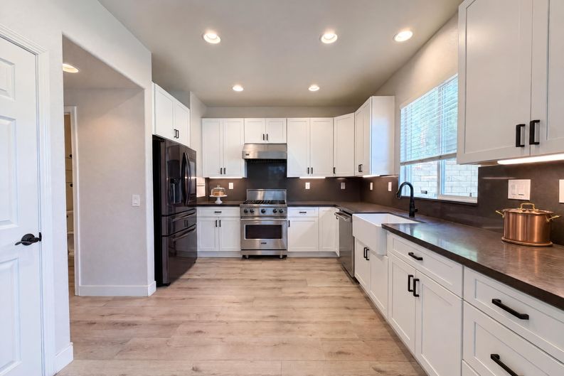 Photo 7 of 24 of 29206 Rio Lobo Way, Valencia, CA