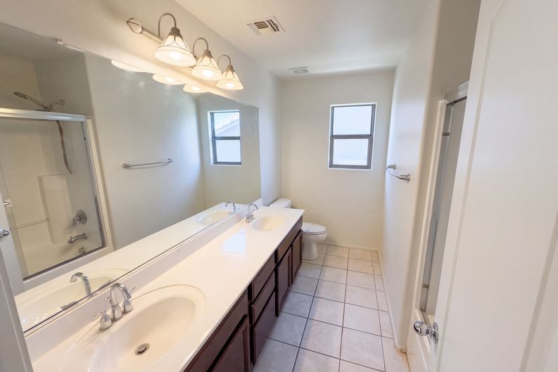 Photo 37 of 51 of 25583 W Pioneer St, Buckeye, AZ