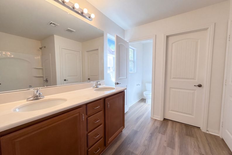 Photo 12 of 22 of 11606 Elcadore St, Las Vegas, NV