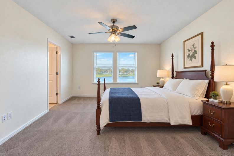 Photo 4 of 30 of 9426 Lamine Way, Parrish, FL