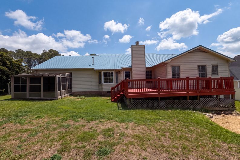 Photo 5 of 17 of 4013 Burleigh Pl, Fayetteville, NC