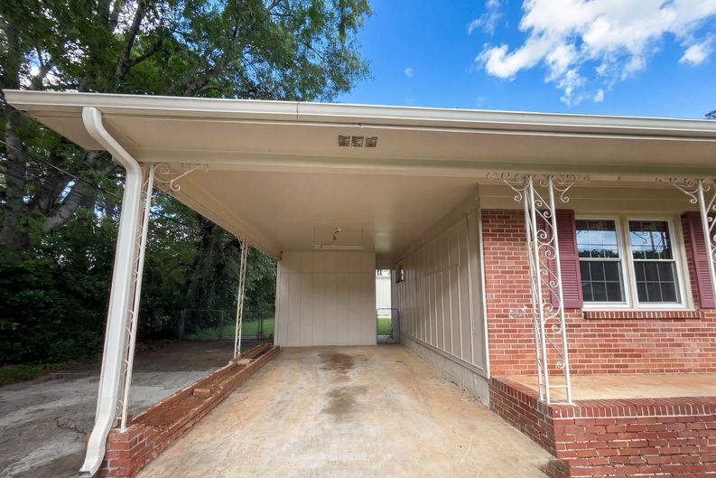 Photo 19 of 22 of 1808 Dailey Ter NW, Huntsville, AL