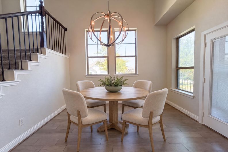 Photo 9 of 21 of 1901 Crested Ridge Rd, Aledo, TX