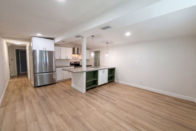 Photo 9 of 22 of 2905 E Chelsea St, Tampa, FL