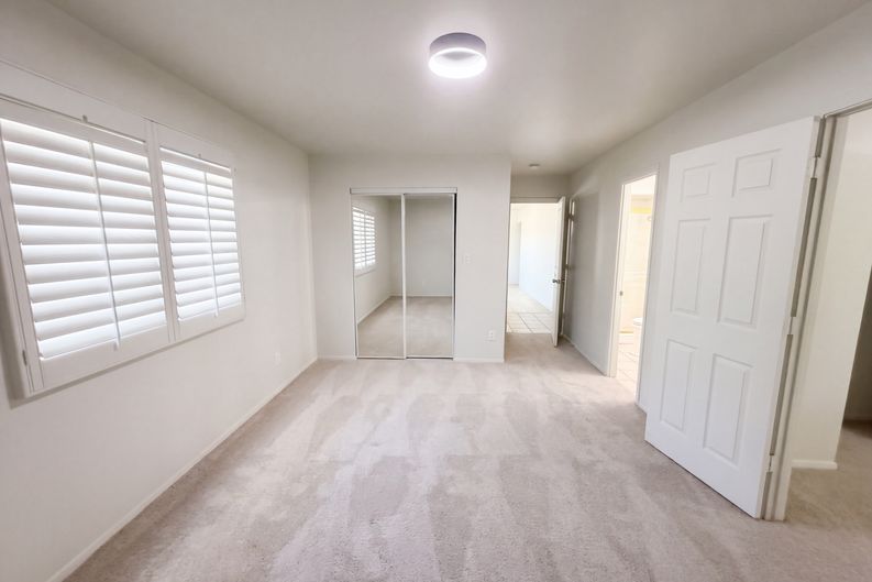 Photo 4 of 39 of 6339 W Monterosa St, Phoenix, AZ